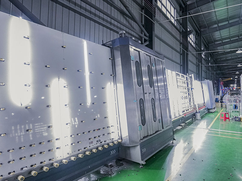 3. cięcie szklane i instaluj paski aluminiowe