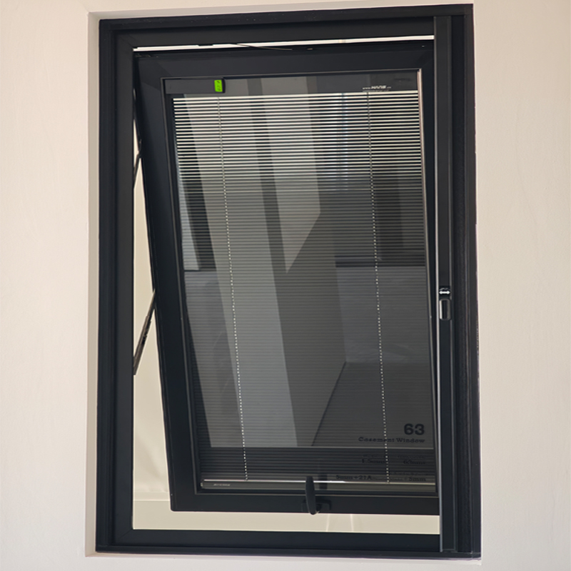 S63 TOP HUNG Aluminiowe okno